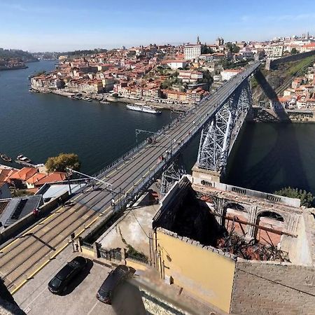 Ao Lado Da Estacao Do Metro! Vila Nova de Gaia Exterior photo