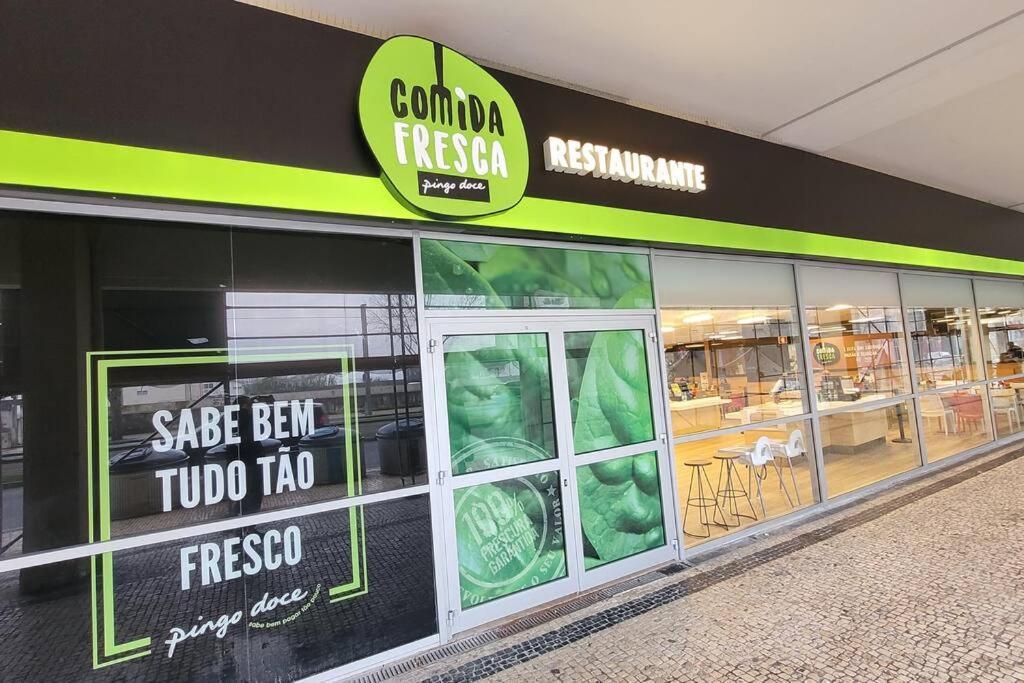 Ao Lado Da Estacao Do Metro! Vila Nova de Gaia Exterior photo